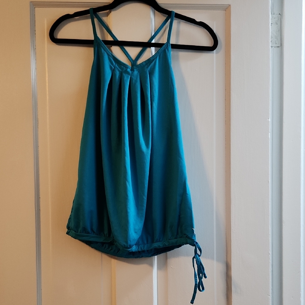Old Navy. Active Top.